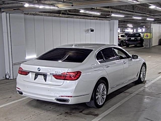 BMW 7 SERIES 2016