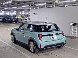 BMW MINI 2024