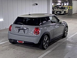 BMW MINI 2020
