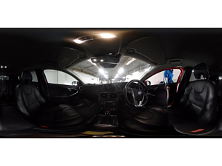 VOLVO V40 2015