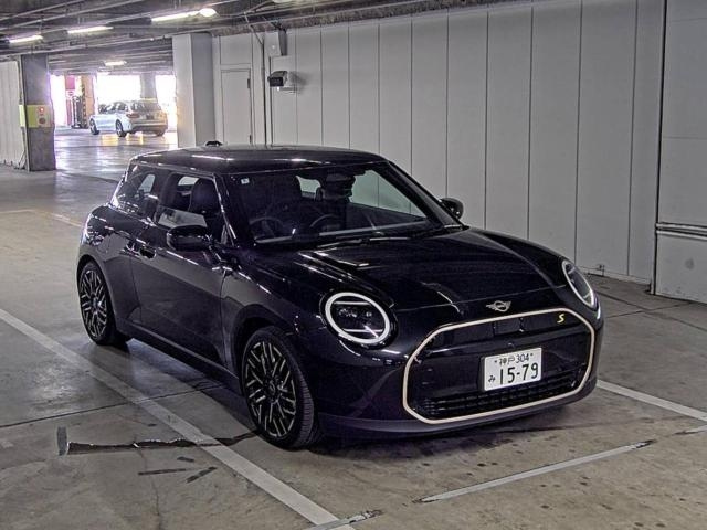 BMW MINI 2024