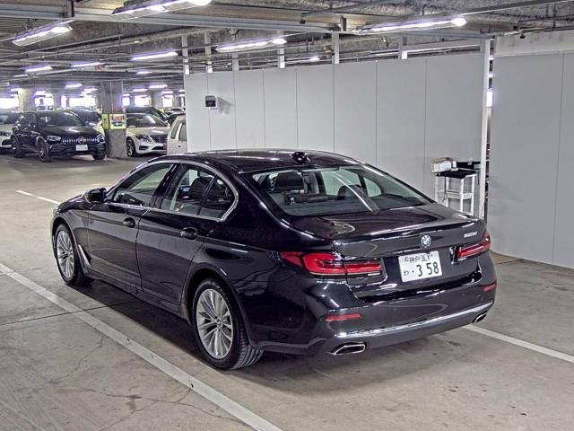 BMW 5 SERIES 2021