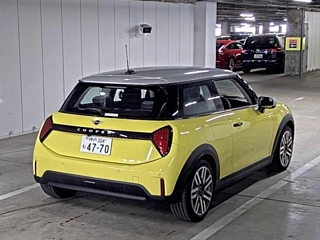 BMW MINI 2024