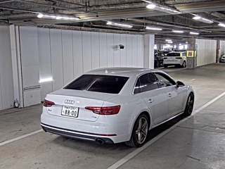 AUDI A4 2016