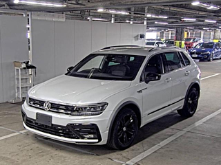 VOLKSWAGEN TIGUAN 2020