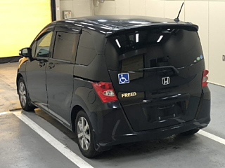 HONDA FREED 2009