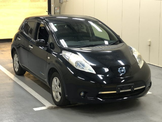 NISSAN LEAF 2014