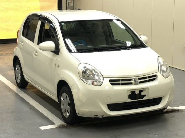 TOYOTA PASSO 2011