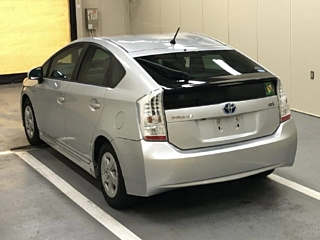 TOYOTA PRIUS 2010