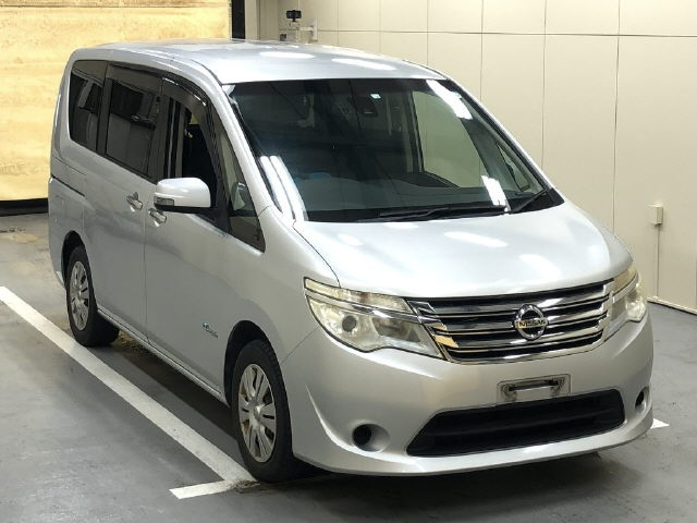 NISSAN SERENA 2014