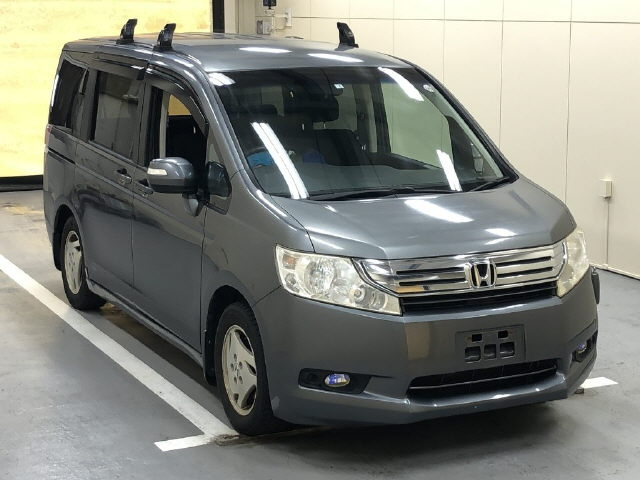 HONDA STEP WAGON 2010
