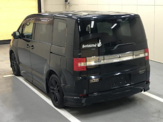 MITSUBISHI DELICA D5 2008