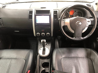 NISSAN X-TRAIL 2010