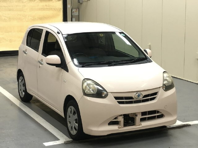 DAIHATSU MIRA E S 2011