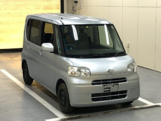 DAIHATSU TANTO 2010