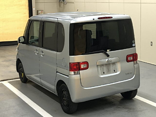 DAIHATSU TANTO 2010