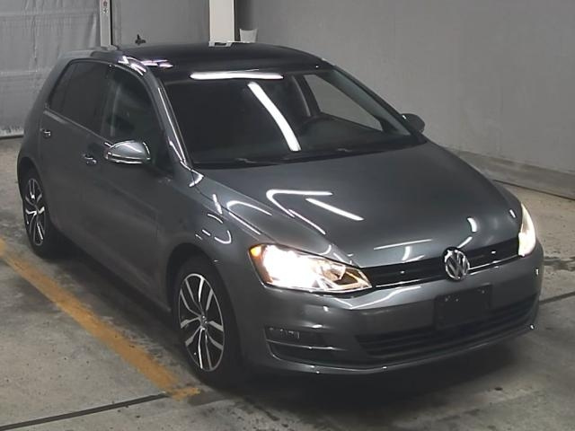 VOLKSWAGEN GOLF 2015