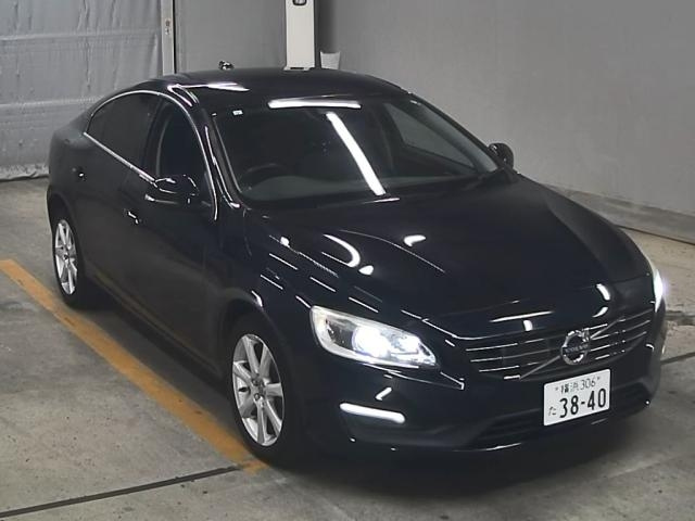 VOLVO V60 2017