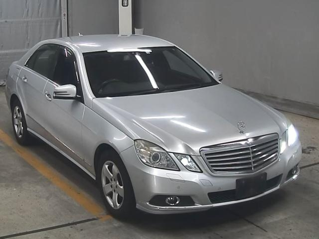 MERCEDES BENZ E CLASS 2010
