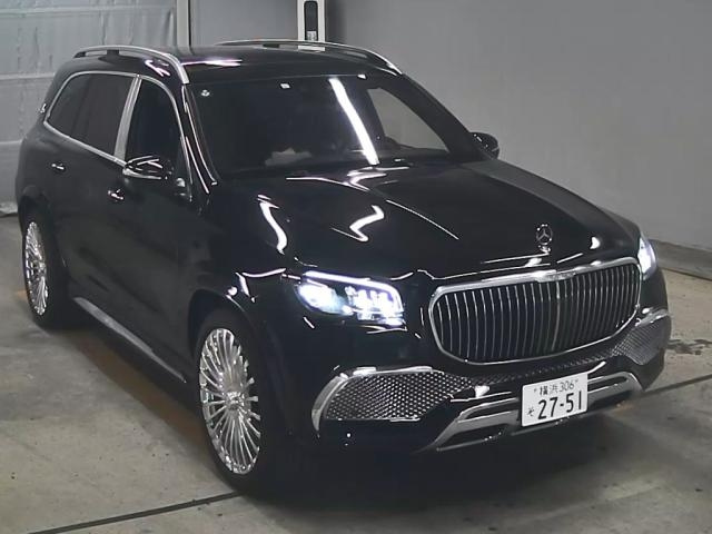 MERCEDES BENZ GLS 2023