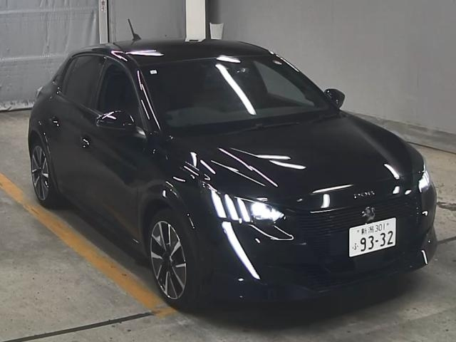 PEUGEOT E-208 2021