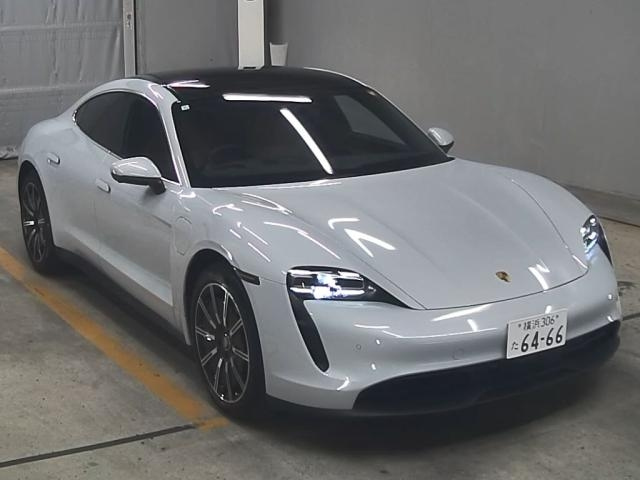 PORSCHE TAYCAN 2024