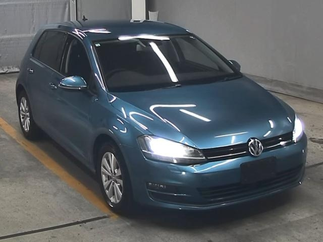 VOLKSWAGEN GOLF 2016