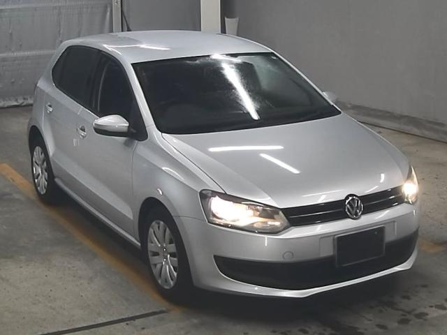 VOLKSWAGEN POLO 2012