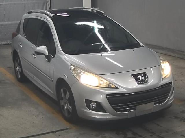 PEUGEOT 207 2011