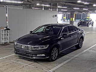 VOLKSWAGEN PASSAT 2018