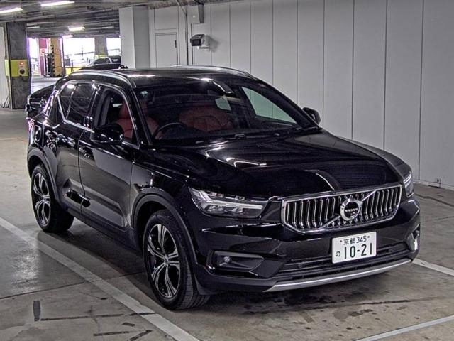 VOLVO XC40 2021