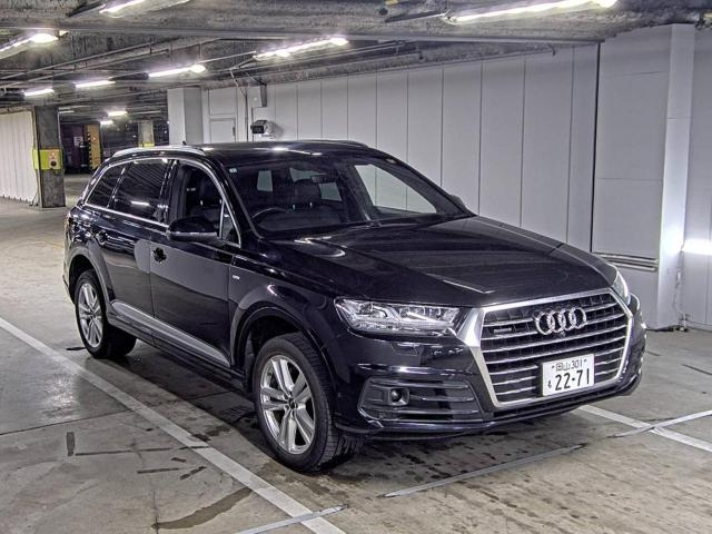 AUDI Q7 2018