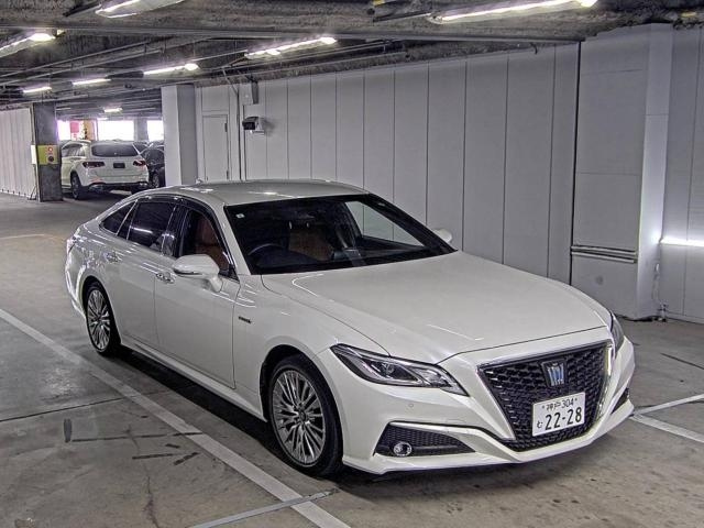 TOYOTA CROWN 2019