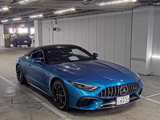 MERCEDES BENZ AMG 2024