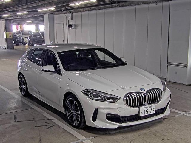 BMW 1 SERIES 2024