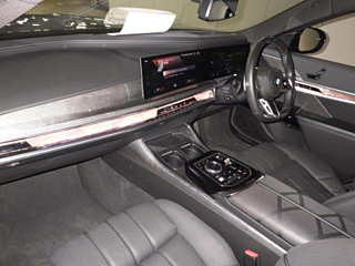 BMW 7 SERIES 2023