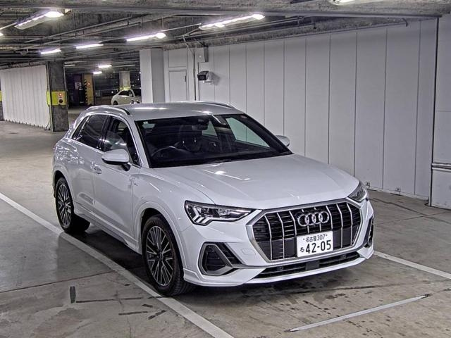AUDI Q3 2023