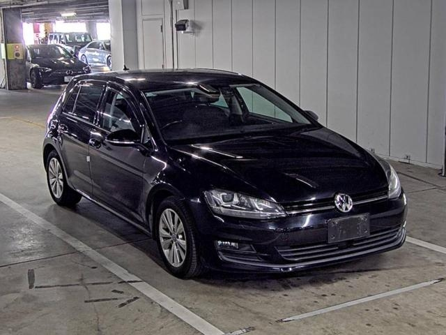 VOLKSWAGEN GOLF 2016