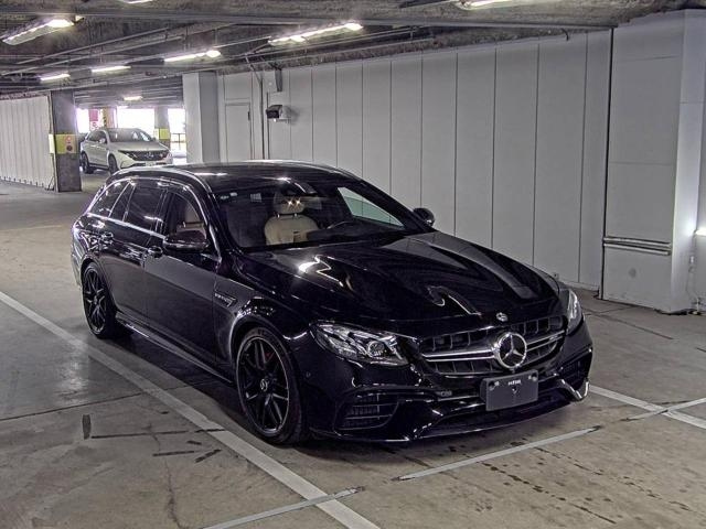 MERCEDES BENZ AMG 2018