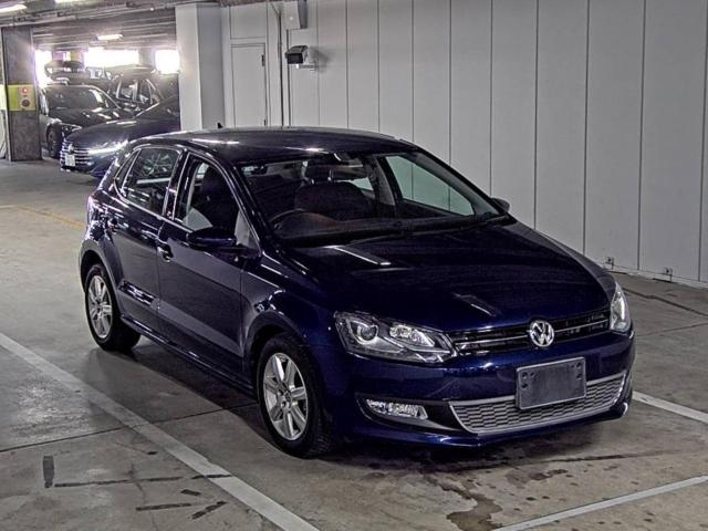 VOLKSWAGEN POLO 2012
