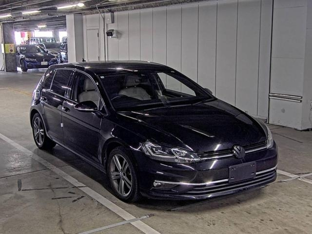VOLKSWAGEN GOLF 2020
