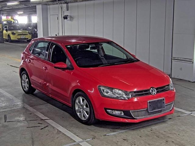 VOLKSWAGEN POLO 2011