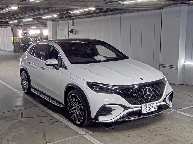 MERCEDES BENZ EQE 2024