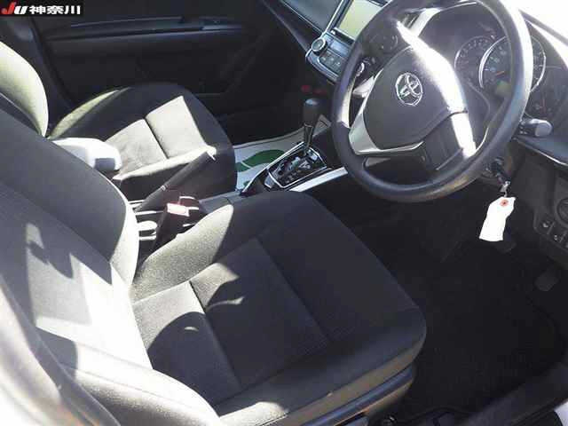 TOYOTA COROLLA FIELDER 2018