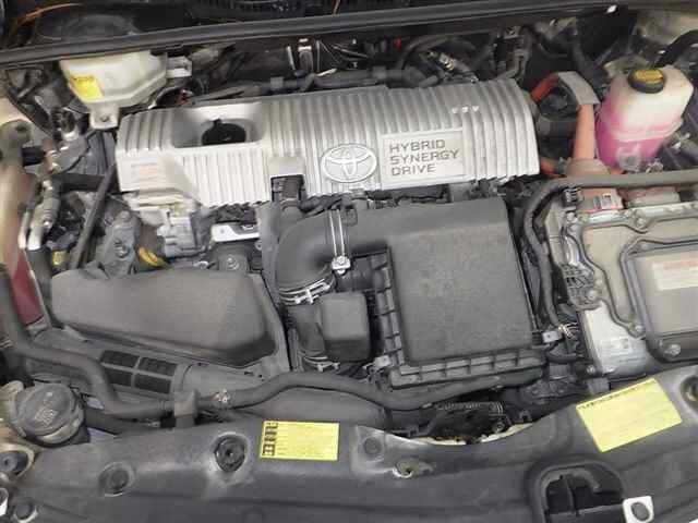 TOYOTA PRIUS 2013