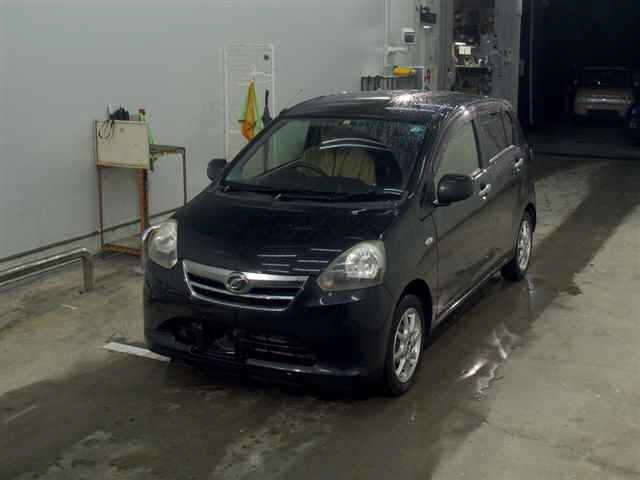 DAIHATSU MIRA E S 2013