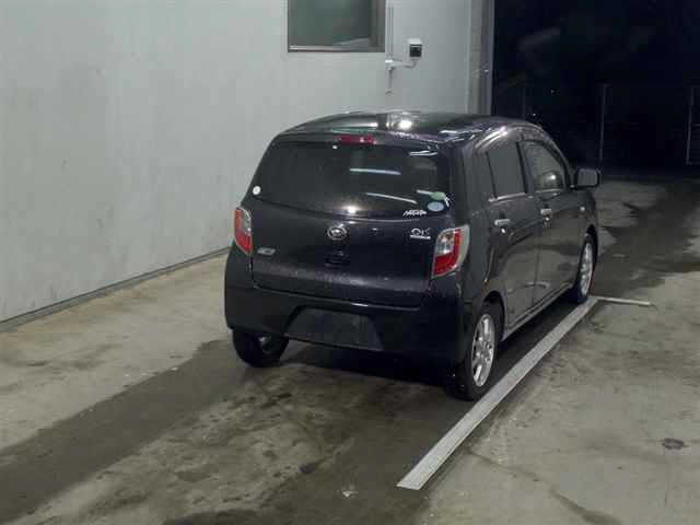 DAIHATSU MIRA E S 2013