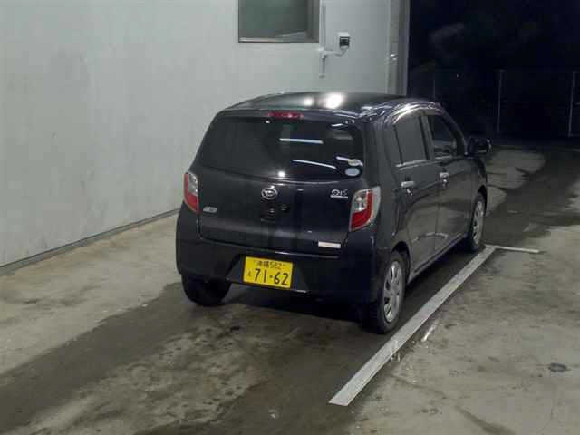 DAIHATSU MIRA E S 2011