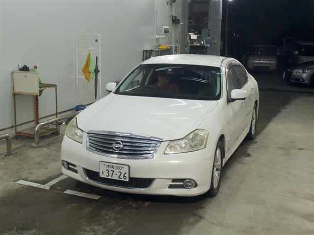NISSAN FUGA 2009