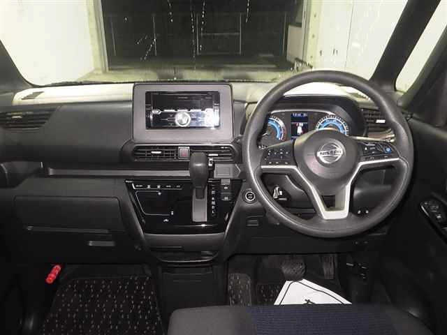 NISSAN ROOX 2021